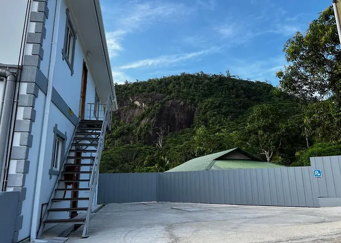 Apartment Western Ocean Breeze Self Catering *